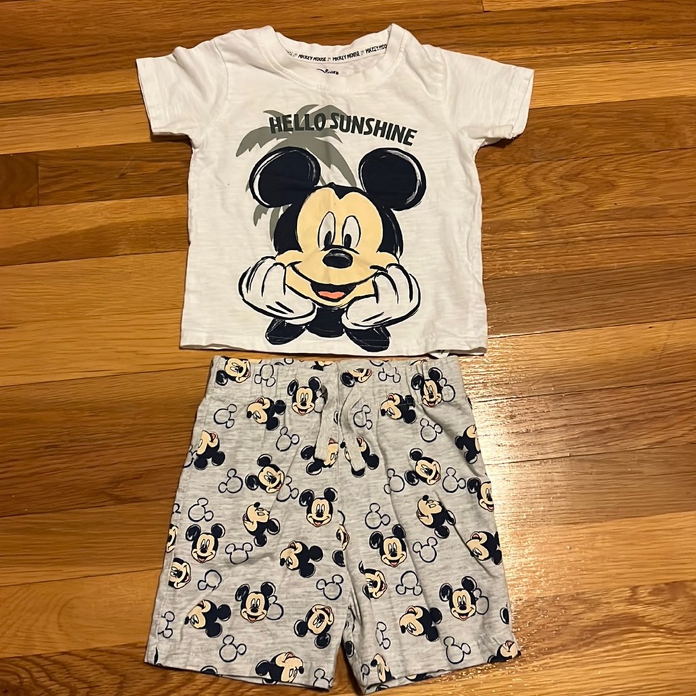 Mickey Mouse set